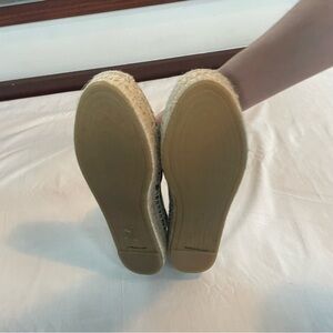 Size 8 Tory Burch Monogram espadrilles